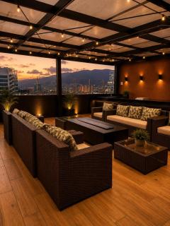 Suite de Lujo con Jacuzzi en Rooftop y Coworking - 9