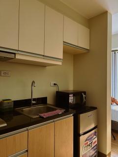 Signature Studio Suite by Mark - 1