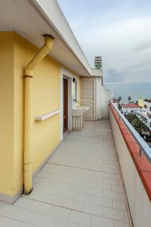 Palazzo Giallo - Alba Adriatica - 3