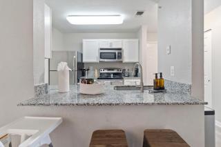Spacious 3BR Austin Retreat Near Downtown Sleeps 12 Pool Gym - 6