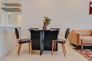 50th-Floor Luxury Broadbeach Stay at The Star - 1