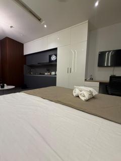 Long stay Studio at Noida 25th floor - 7