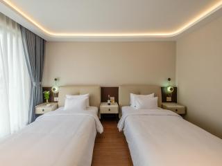 Pinewood Dalat - 1