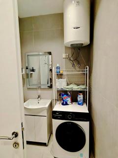 Modern central building apartament with view - 6