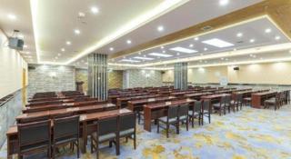 Vienna Hotel Shanxi Datong High-Speed Railway Station Wanda Plaza - 4