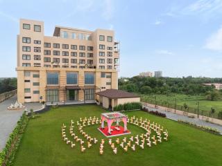 Essentia Luxury Hotel and Convention, Nagpur - 8