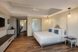Essentia Luxury Hotel and Convention, Nagpur - 5