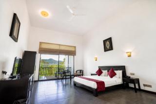 Grand Tamarind Lake - 4
