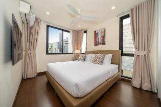Laguna Park 5 bedroom Villa near the Playground - 1