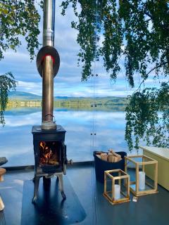 Specatular glass-igloo by the water! - 1