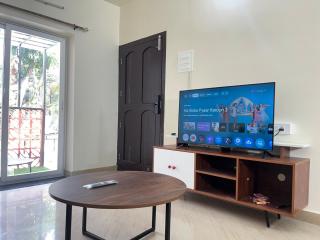 VAR Zen Haus 1 AC 2BHK Pvt Garden 8 Min Beach - 6