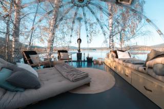Specatular glass-igloo by the water! - 9