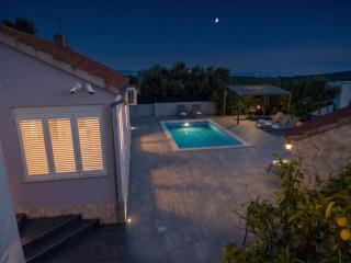 Holiday home Nancy with private swimming pool - 9