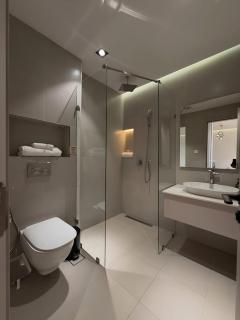 Luxury Apartment Cozy At Apartment Mataram City - 4