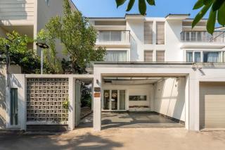 D2 Center Villa 6 BR,Pool,Hot Tub,BBQ - 9