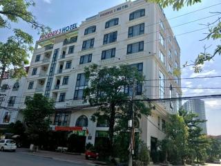 Phoenix Hotel 3 - 1