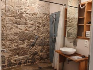 Maisonette-Wohnung mit Kamin im historischen Gewölbe - 2