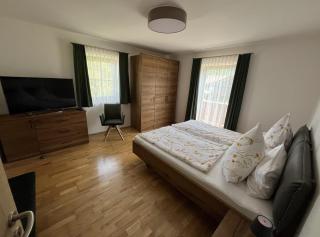 Ferienwohnung Pletzer - Sonja Pletzer - 1