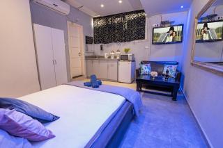 Hotel 8 - 1