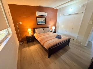 13 Grenadier Street - 4