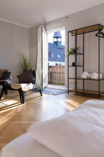 Urbanes Apartment- 3 Schlafzimmer- 6 Personen- Balkon- Parkplatz- WLAN- Waschmaschine - 2