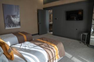 Crixus Hotels Sarsing - 8