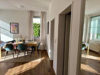 Beautiful 3 Bedroom Townhouse - 8