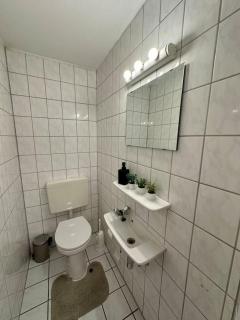 Beautiful 3 Bedroom Townhouse - 3