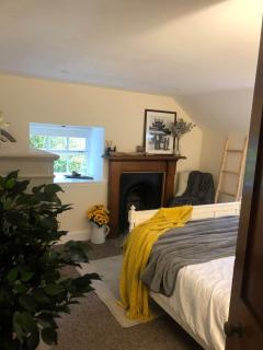 Pet-Friendly Woodland Escape, 30 acres, Turriff. - 8