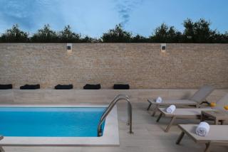 Villa Bellatrix 1 & 2 - two heated pools & jacuzzi - 9