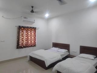 Hotel Shree Manglam Palace - 3