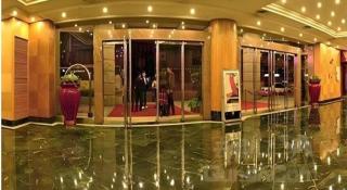 Golden Lustre Hotel - 5