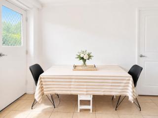 Privat Ground Floor 3BR in top location - 2