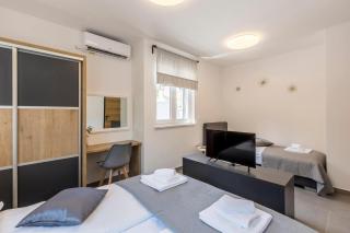 Exclusive Villa Del Mar in Milna with a pool - 1