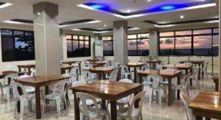 Godo's Plaza Hotel and Restaurant - 7