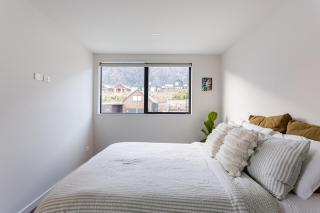 Private Sunny 1 Bed Apartment - 2