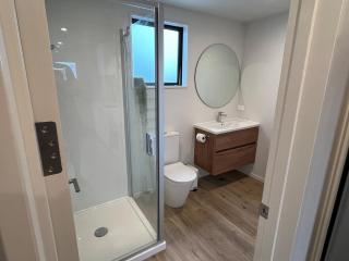 Private Sunny 1 Bed Apartment - 1