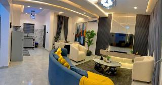H & F Residence - 3