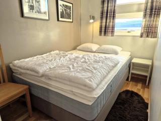 Ski-In Flat with Sauna & Balcony - 5
