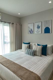 Title Serenity 1-Bedroom Suite with Balcony by TVC SRA6721 - 0