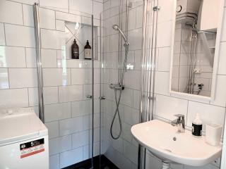 Pet-friendly home for 5 in Central Bjornen - 6