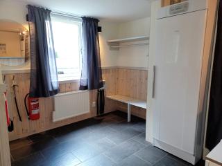 Pet-friendly home for 5 in Central Bjornen - 2