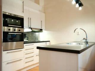 Bjornen Flat for 6 with Sauna & Balcony - 1