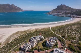 PINGU Beachhouse - Beachfront Villa in Hout Bay - 4