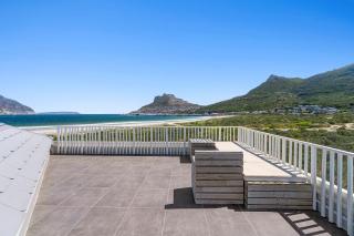 PINGU Beachhouse - Beachfront Villa in Hout Bay - 3