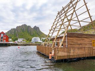 Ure Lodge, Leknes, Lofoten - 9