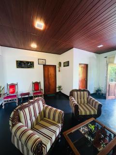 Chamikara Homestay - 8