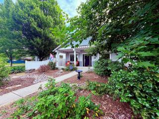4BR Coeur d'Alene Home Firepit & Walk to Lake - 0