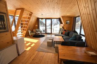 Kazbegi Riverfront Cabin - 5