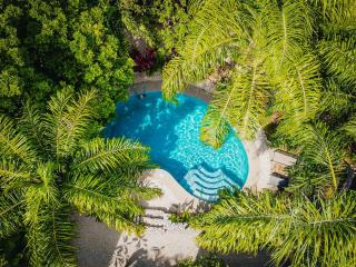 2BR 2Bath Private Pool Surfers Paradise 7min Walk - Holiday Home - 6